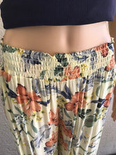 Load image into Gallery viewer, Yellow Flower Printed Pants by Look Mode